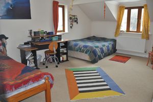 Bed 3- click for photo gallery